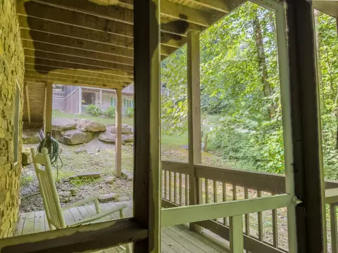 Exterior - 253 Stoneybrook Rd, Burnside, KY 42519 photo 6 of 16