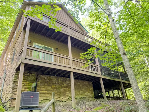 Exterior - 253 Stoneybrook Rd, Burnside, KY 42519 photo 4 of 16