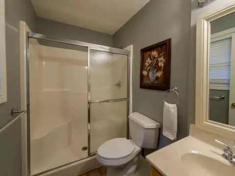 Bath - 253 Stoneybrook Rd, Burnside, KY 42519 photo 2 of 5
