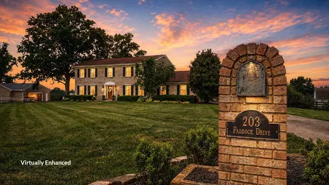 203 Paddock Dr, Nicholasville, KY 40356
