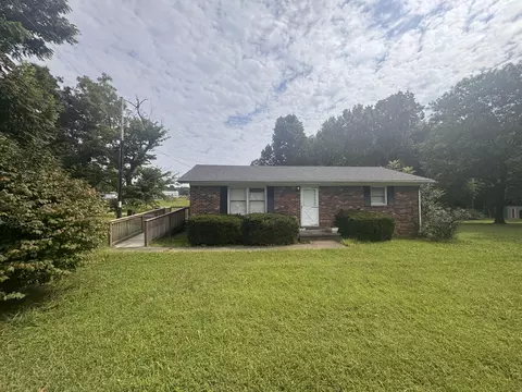 1200 Kings Chapel Rd, Cadiz, KY 42211