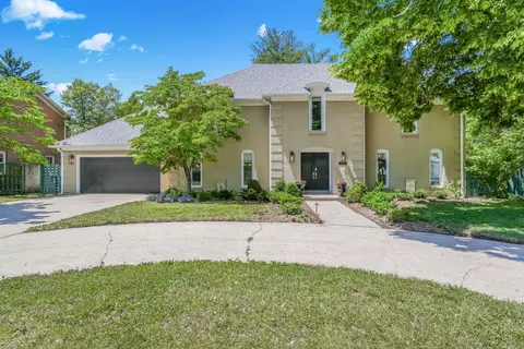 333 Lakeshore Dr, Lexington, KY 40502