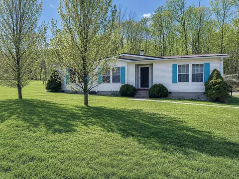 755 Slate Branch Rd, Crab Orchard, KY 40419