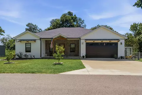 3013 Centerview Rough River Ln, Hudson, KY 40145