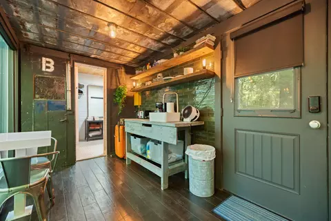 Entry Way - 300 Lacy Ln, Campton, KY 41301 photo 1 of 4