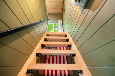 Entry Way - 300 Lacy Ln, Campton, KY 41301 photo 3 of 4