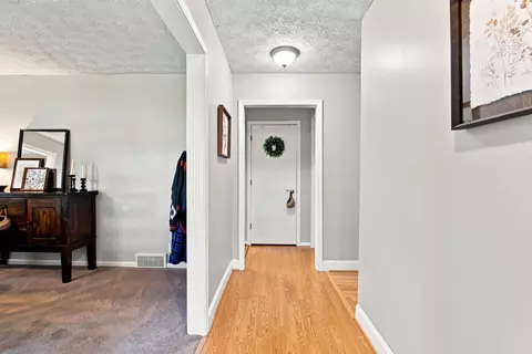 Entry Way - 306 Enid Ct, Georgetown, KY 40324 photo 1 of 2