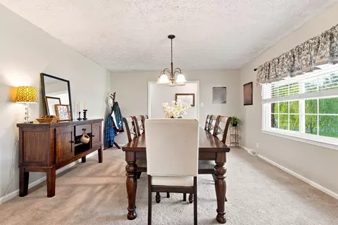 Dining - 306 Enid Ct, Georgetown, KY 40324 photo 2 of 3