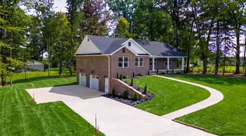 24 Mercato Ct, Somerset, KY 42503