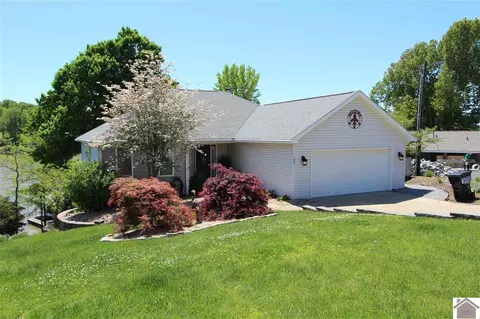 39 Canary Dr, Eddyville, KY 42038