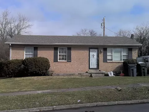 1277 Ascot Park, Lexington, KY 40517