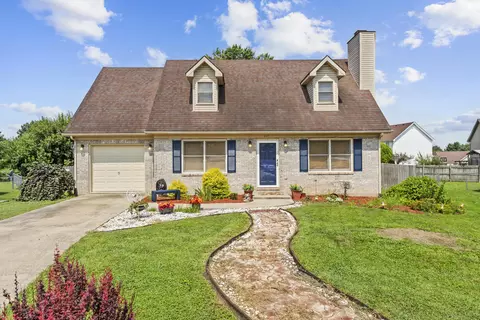 217 Corral Ct, Frankfort, KY 40601