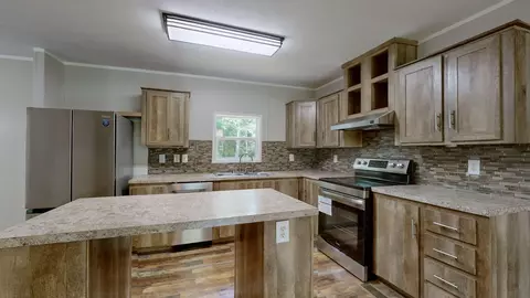 Kitchen - 382 Highland Rd, Murray, KY 42071 photo 2 of 4