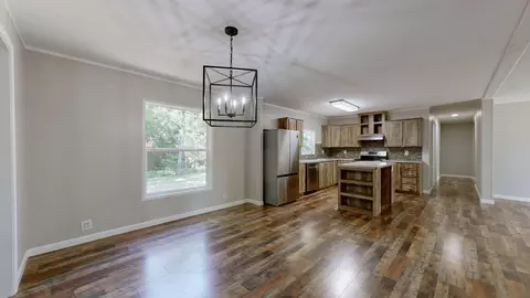 Dining - 382 Highland Rd, Murray, KY 42071 photo 1 of 1