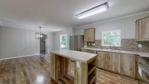 Kitchen - 382 Highland Rd, Murray, KY 42071 photo 3 of 4