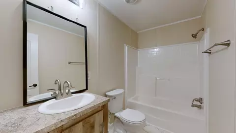 Bath - 382 Highland Rd, Murray, KY 42071 photo 3 of 3