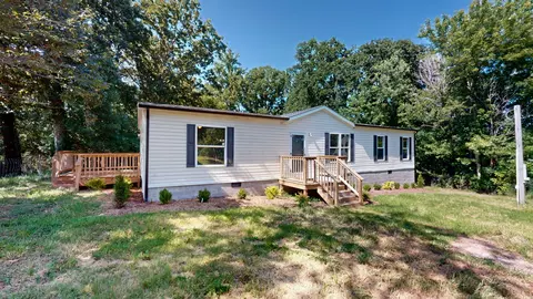 Exterior - 382 Highland Rd, Murray, KY 42071 photo 4 of 5