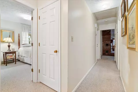 Entry Way - 4475 Campton Rd, Stanton, KY 40380 photo 2 of 3
