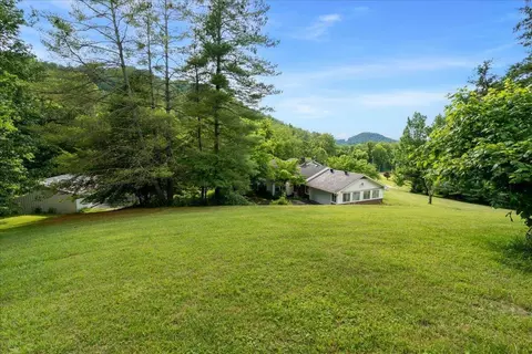 Exterior - 4475 Campton Rd, Stanton, KY 40380 photo 22 of 24