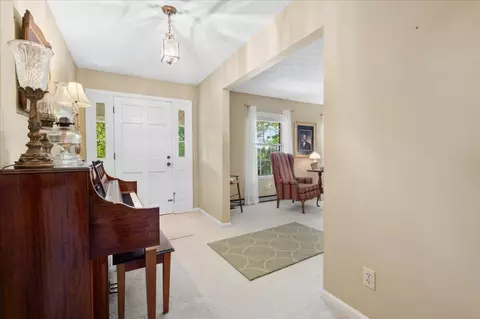 Entry Way - 4475 Campton Rd, Stanton, KY 40380 photo 1 of 3