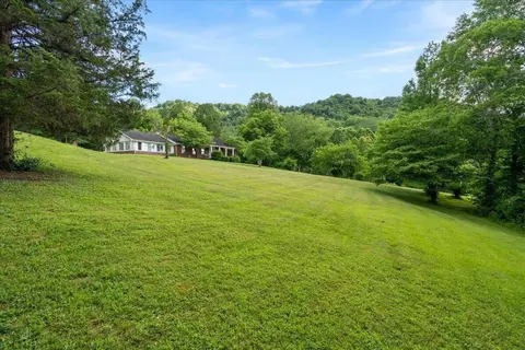 Exterior - 4475 Campton Rd, Stanton, KY 40380 photo 23 of 24