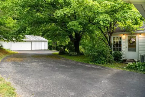 Exterior - 4475 Campton Rd, Stanton, KY 40380 photo 9 of 24