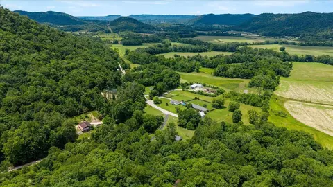 View/Area - 4475 Campton Rd, Stanton, KY 40380 photo 5 of 6