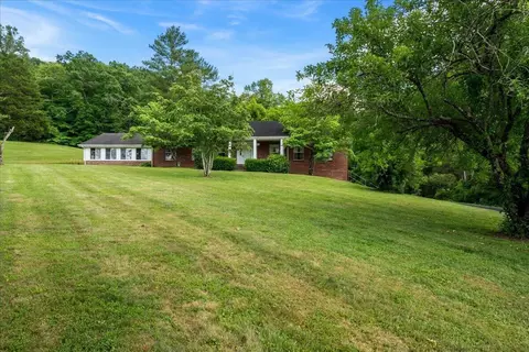 Exterior - 4475 Campton Rd, Stanton, KY 40380 photo 14 of 24