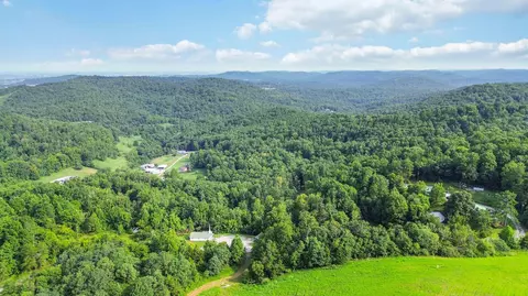 275 Dixie Bend Rd, Burnside, KY 42519 photo 2