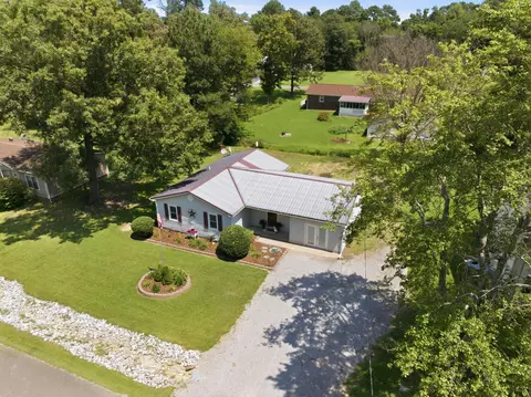 View/Area - 78 Whispering Oaks Loop, Mayfield, KY 42066 photo 2 of 7