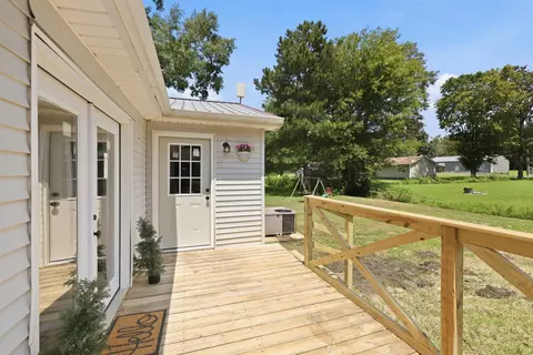 Exterior - 78 Whispering Oaks Loop, Mayfield, KY 42066 photo 3 of 4