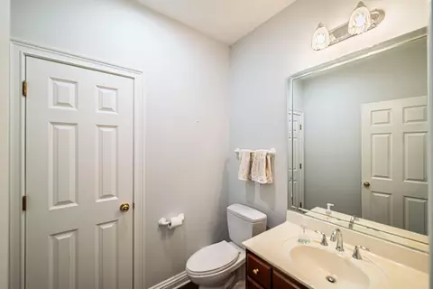 Bath - 140 Prestwick Pl, Paducah, KY 42001 photo 1 of 9