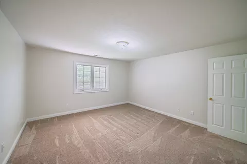 Bedroom - 140 Prestwick Pl, Paducah, KY 42001 photo 8 of 19
