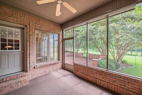 Exterior - 140 Prestwick Pl, Paducah, KY 42001 photo 13 of 15