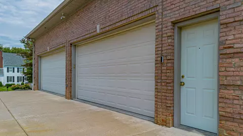 Exterior - 140 Prestwick Pl, Paducah, KY 42001 photo 10 of 15
