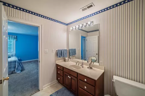Bath - 140 Prestwick Pl, Paducah, KY 42001 photo 7 of 9