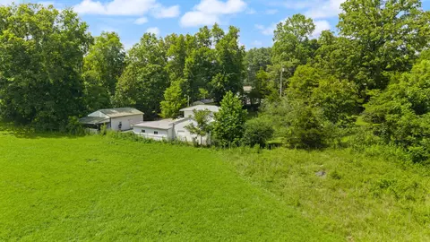 Exterior - 190 Walker Dr, Burnside, KY 42519 photo 9 of 9