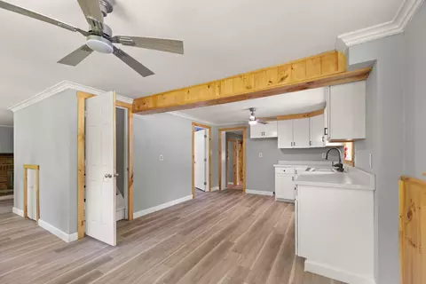 Entry Way - 190 Walker Dr, Burnside, KY 42519 photo 7 of 15