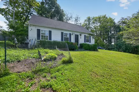 Exterior - 620 Maynor St, Corbin, KY 40701 photo 3 of 5