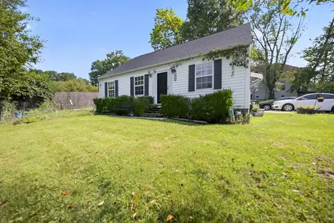 Exterior - 620 Maynor St, Corbin, KY 40701 photo 4 of 5