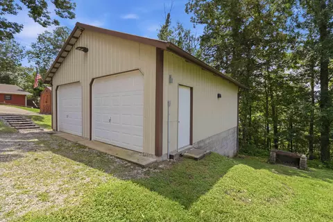 Exterior - 75 Lakeshore Dr, Nancy, KY 42544 photo 19 of 23