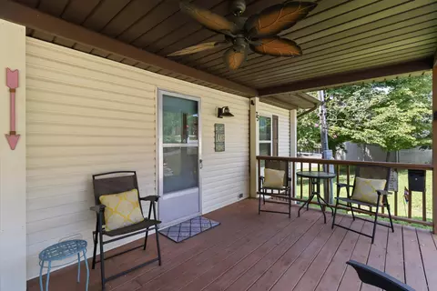 Exterior - 75 Lakeshore Dr, Nancy, KY 42544 photo 8 of 23