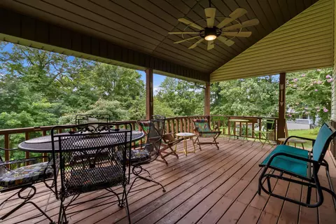 Exterior - 75 Lakeshore Dr, Nancy, KY 42544 photo 11 of 23