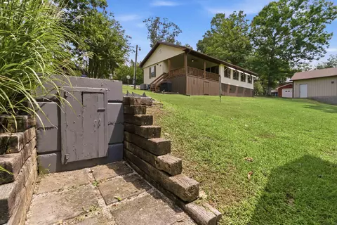 Exterior - 75 Lakeshore Dr, Nancy, KY 42544 photo 17 of 23