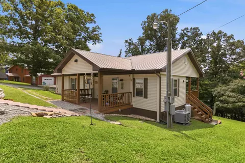Exterior - 75 Lakeshore Dr, Nancy, KY 42544 photo 5 of 23