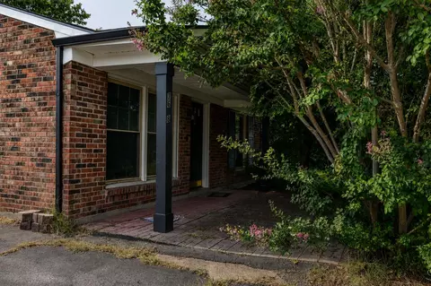7608 Pintail Dr, Louisville, KY 40258