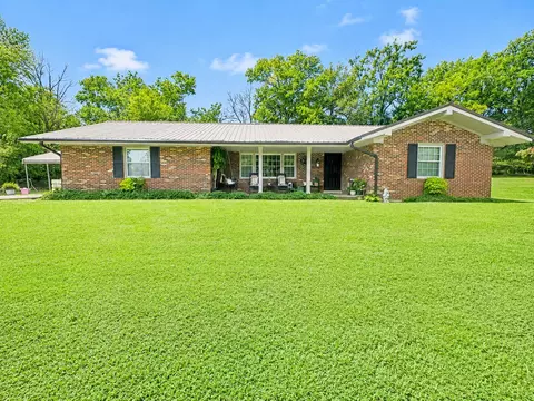333 Choctaw Trl, Stanford, KY 40484