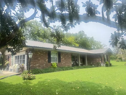 333 Choctaw Trl, Stanford, KY 40484