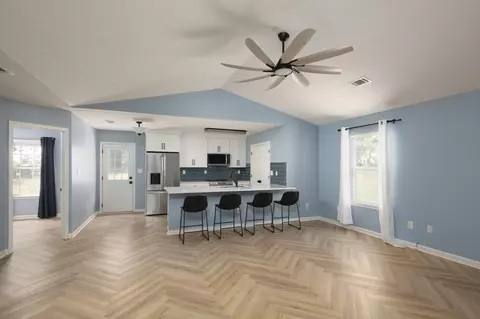 1056 Winding Oak Trl, Lexington, KY 40511