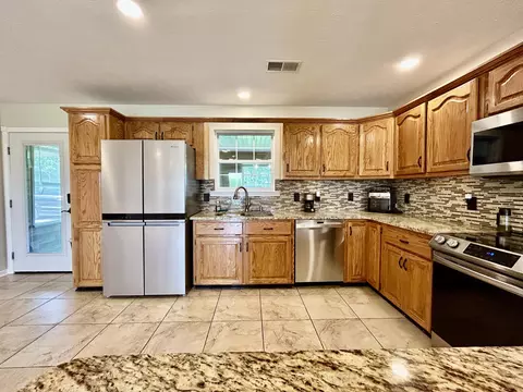 Kitchen - 965 Old Somerset Stanford Rd, Eubank, KY 42567 photo 2 of 5